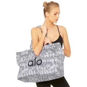 ALO grey tie dye shopper tote bag